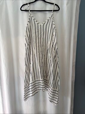Women’s White and Black Striped V-Neck Spaghetti Strap Cami